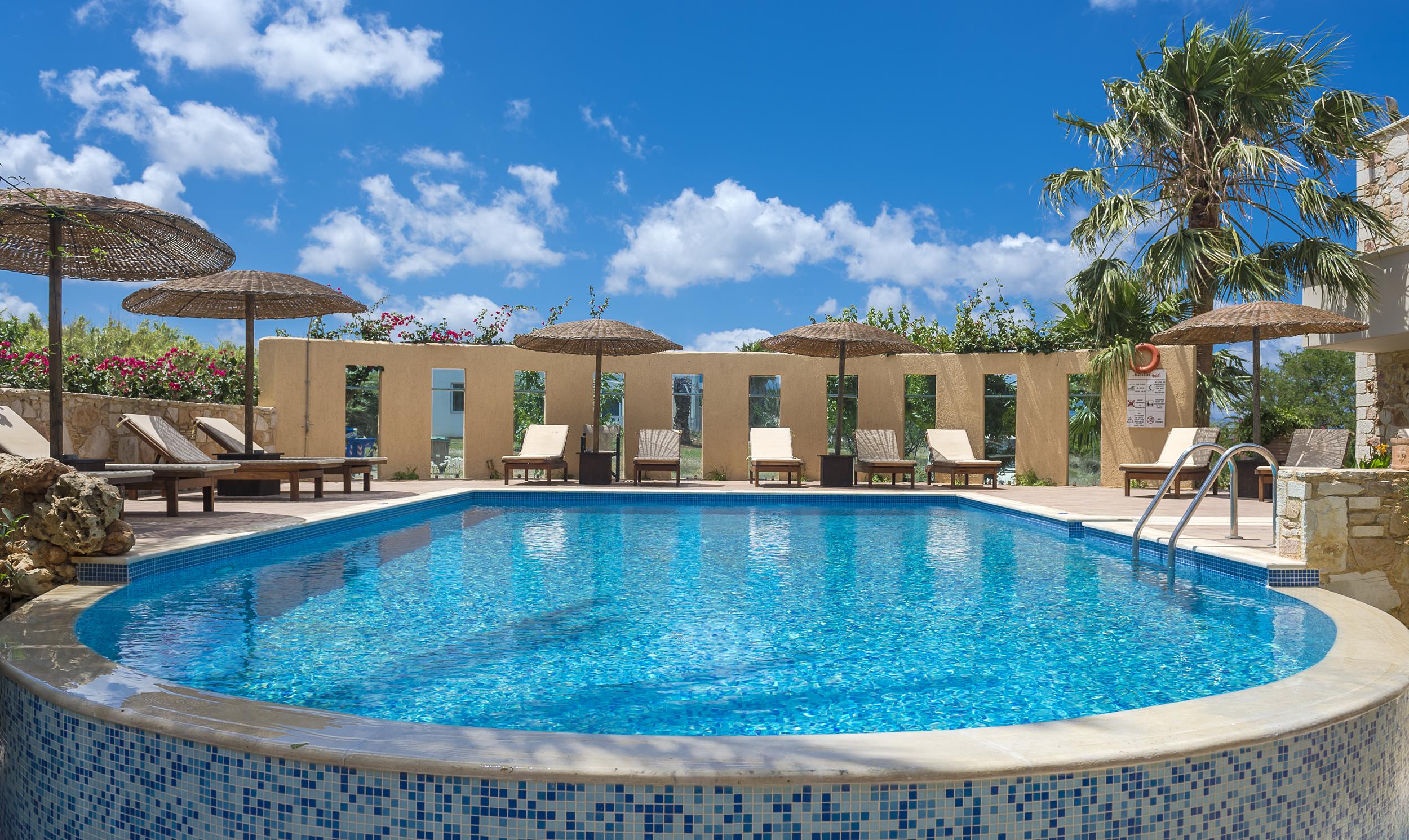 Mistral Hotel - Singles Only Maleme  Exterior photo