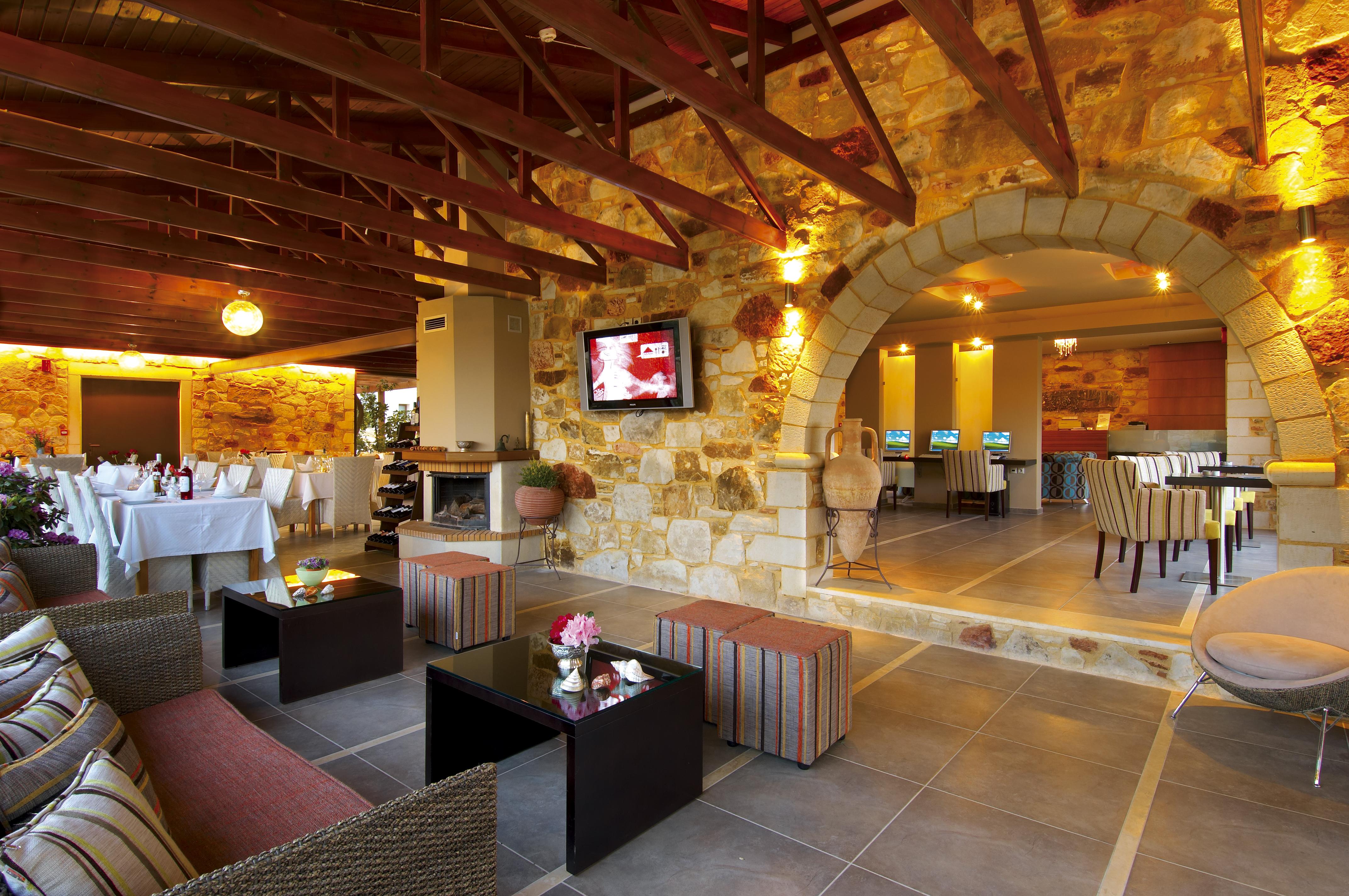 Mistral Hotel - Singles Only Maleme  Exterior photo